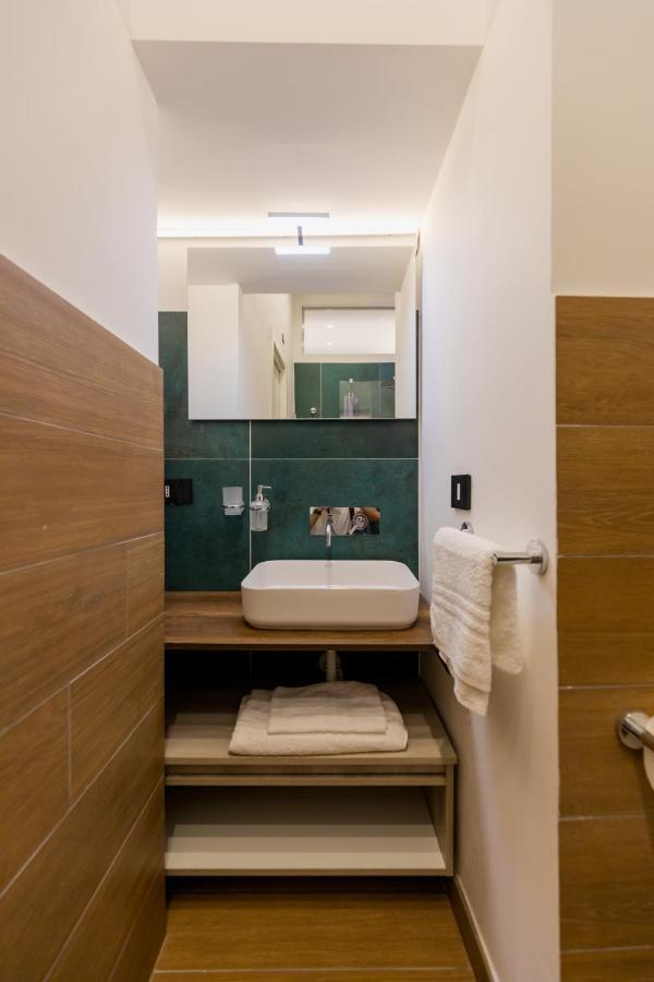Апартаменты Exclusive Parking Flat X 4 Near Metro 1 Salvator Rosa Неаполь Экстерьер фото